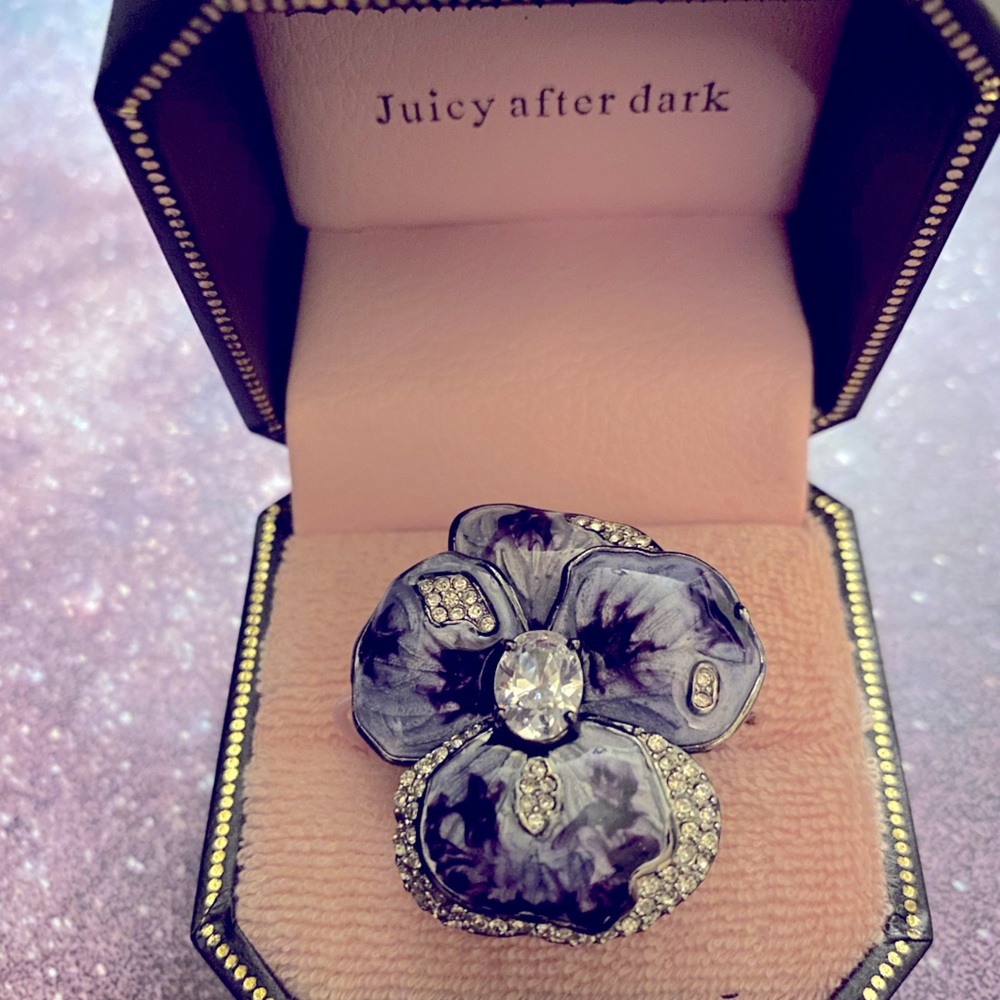 Violet after dark juicy couture ring